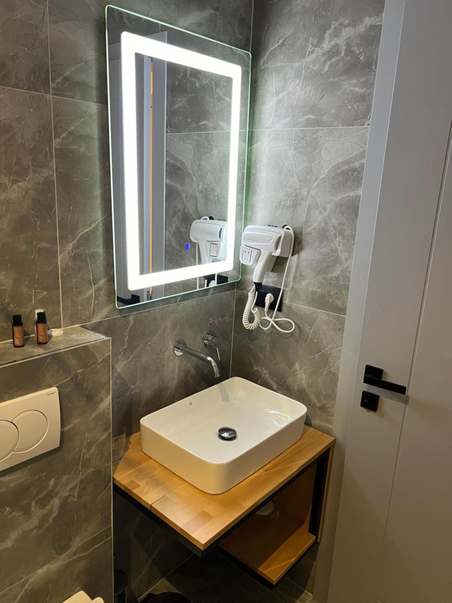 Hotel Resol 2 Εξαμίλιο Εξωτερικό φωτογραφία